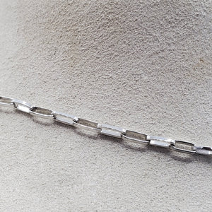 Diamond Hammered Pendant Necklace