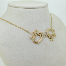 Load image into Gallery viewer, Flower Infinity Necklace
