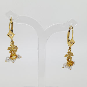 Flower Pearls Earrings