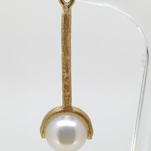 Dangle Pearl Earrings